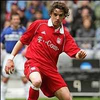 Bayern Tak Akan Lepas Hargreaves